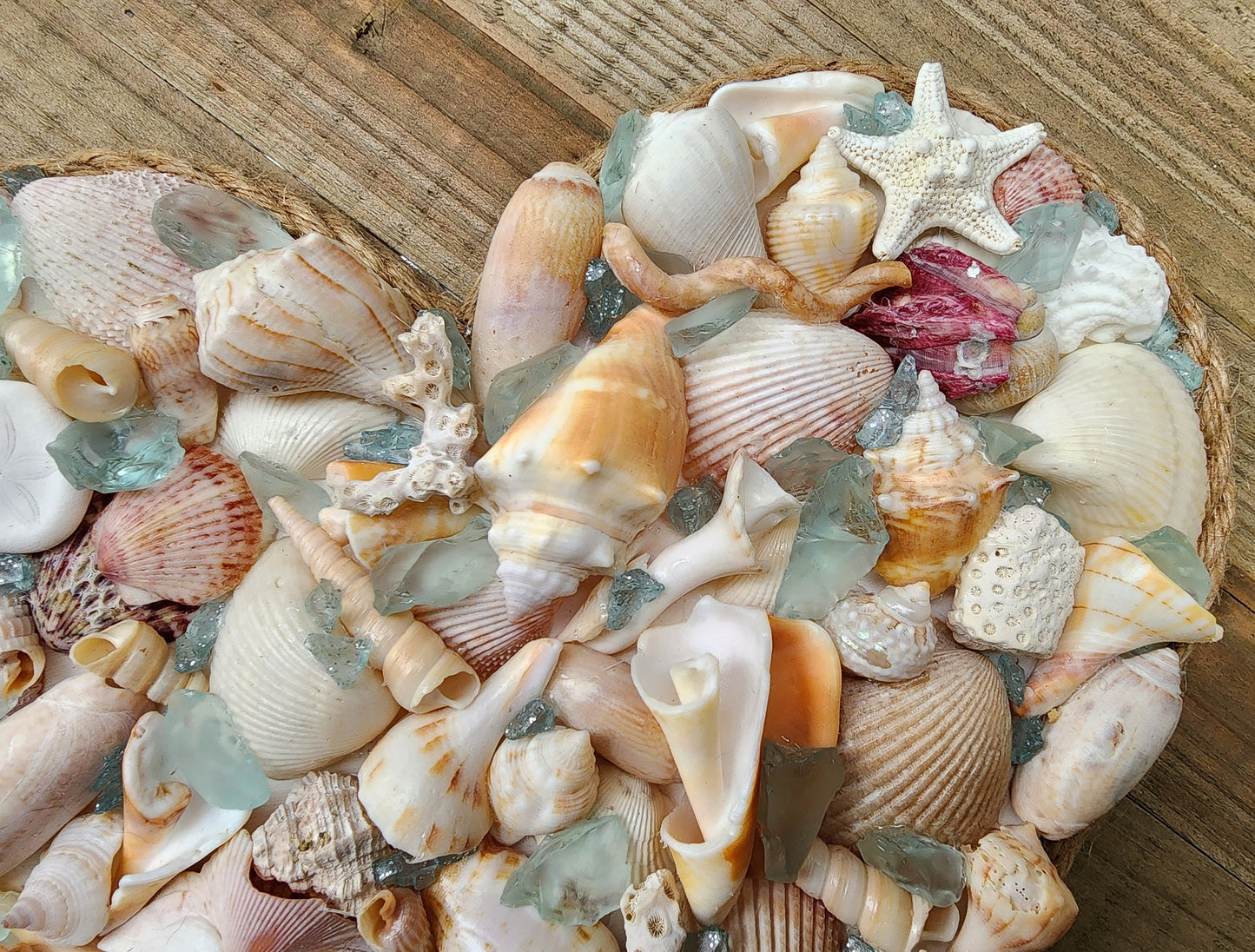 Seashell and sea glass heart decor, seashell art, coastal heart, coastal wall art hanging, sea glass wall hanging, Valentine's gift, wedding